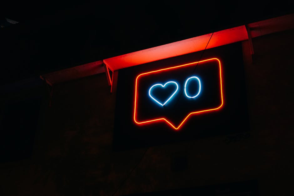 Utilizing Social Media to Strengthen Your Food Brand Identity